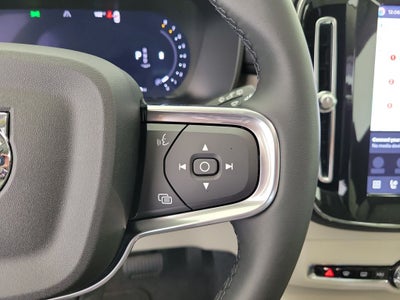 2026 Volvo XC40 B5 Ultra