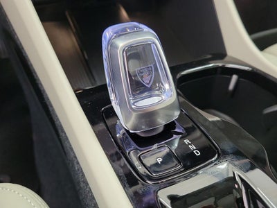 2026 Volvo XC40 B5 Ultra