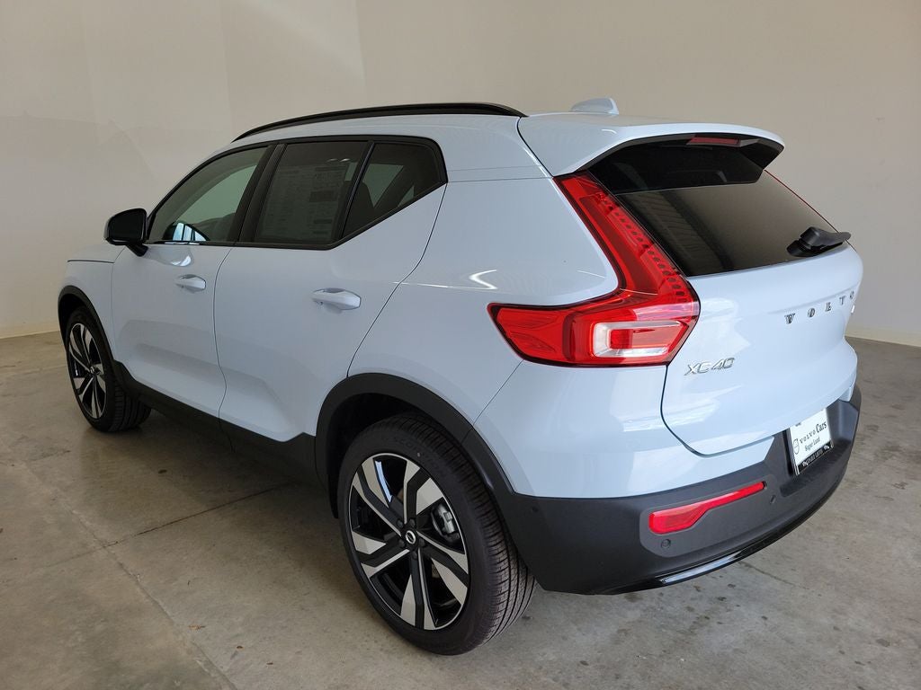 2026 Volvo XC40 B5 Ultra