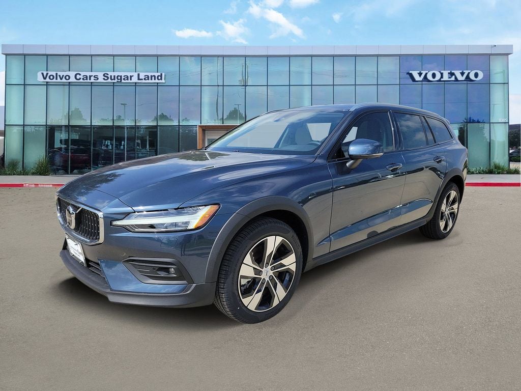 2026 Volvo V60 Cross Country B5 Plus