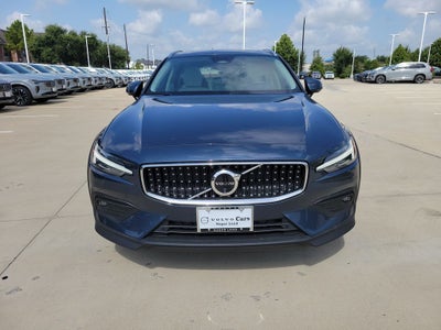 2026 Volvo V60 Cross Country B5 Plus