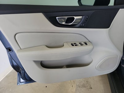 2026 Volvo V60 Cross Country B5 Plus
