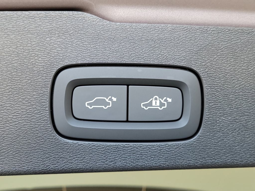 2026 Volvo V60 Cross Country B5 Plus