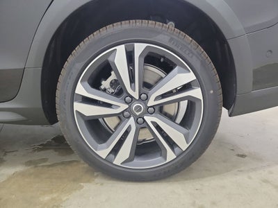 2026 Volvo V60 Cross Country B5 Plus