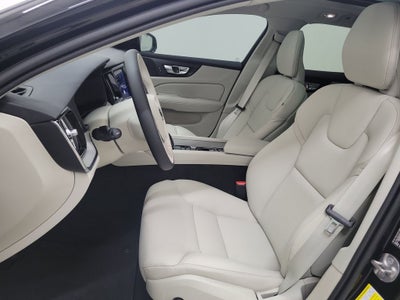 2026 Volvo V60 Cross Country B5 Plus