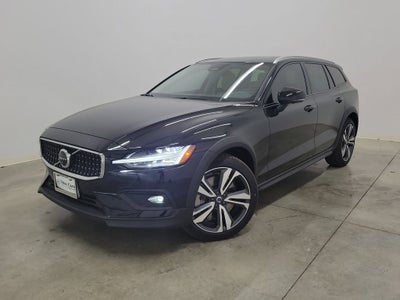2026 Volvo V60 Cross Country B5 Plus