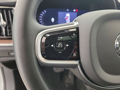 2025 Volvo V60 Cross Country B5 Plus