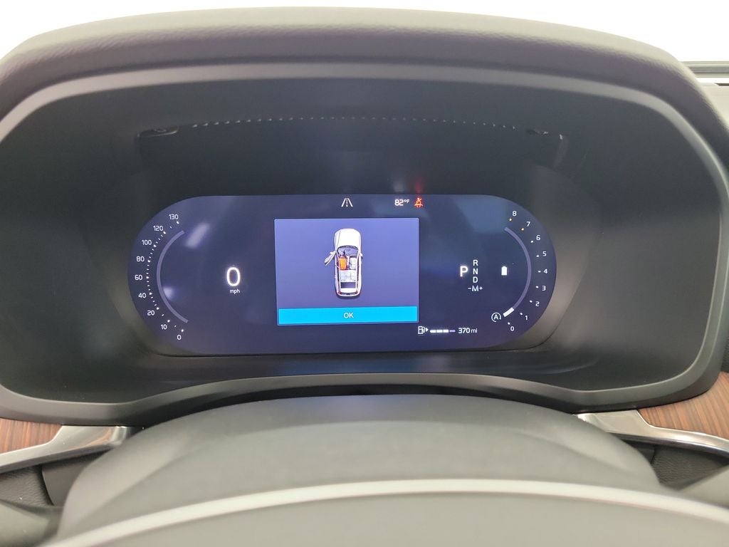 2025 Volvo V60 Cross Country B5 Plus