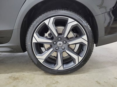 2026 Volvo V60 Cross Country B5 Plus