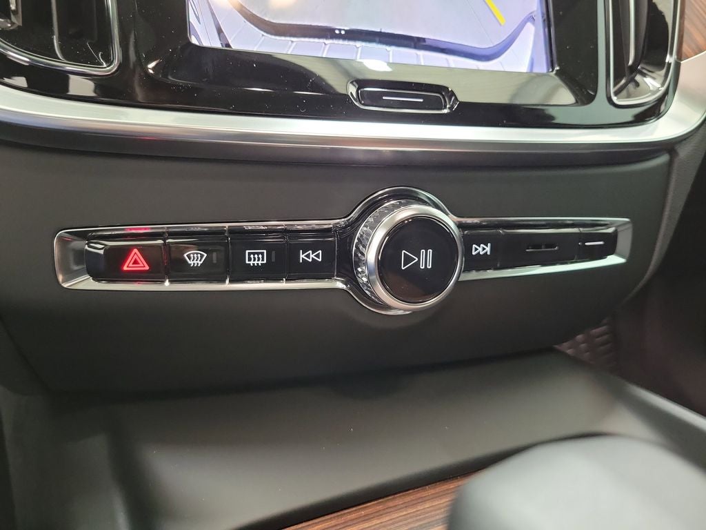 2026 Volvo V60 Cross Country B5 Plus