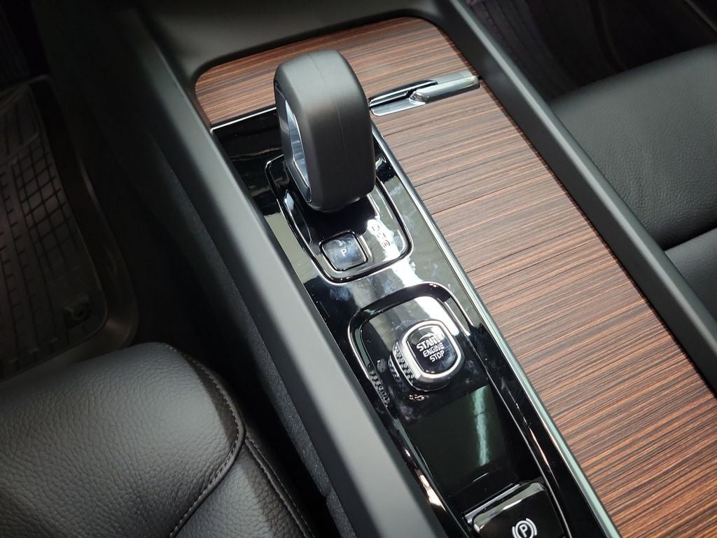 2026 Volvo V60 Cross Country B5 Plus