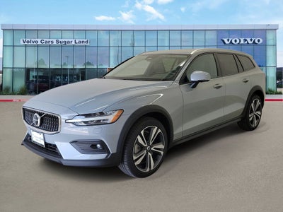 2026 Volvo V60 Cross Country B5 Plus