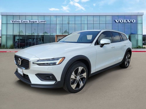 2026 Volvo V60 Cross Country B5 Plus