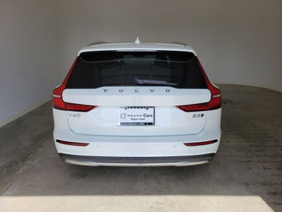 2026 Volvo V60 Cross Country B5 Plus