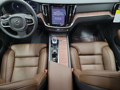 2026 Volvo V60 Cross Country B5 Ultra