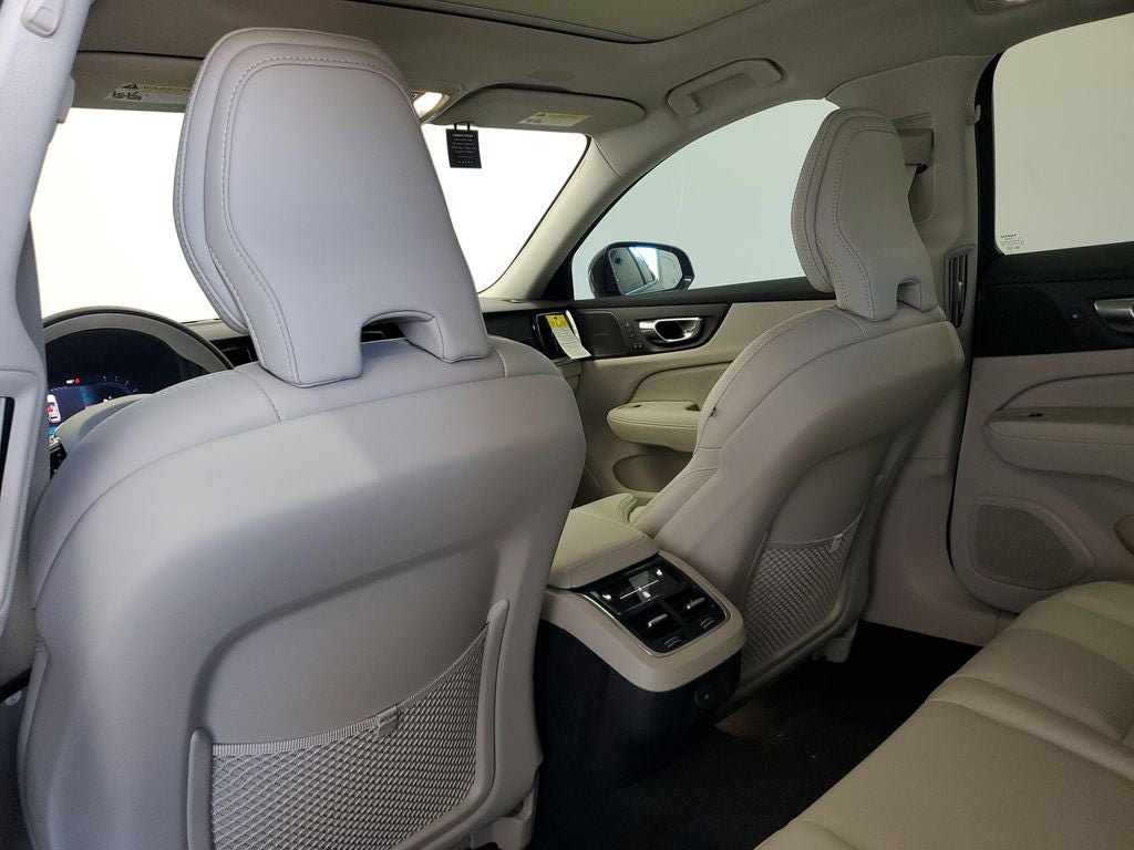 2025 Volvo V60 Cross Country AWD Ultra