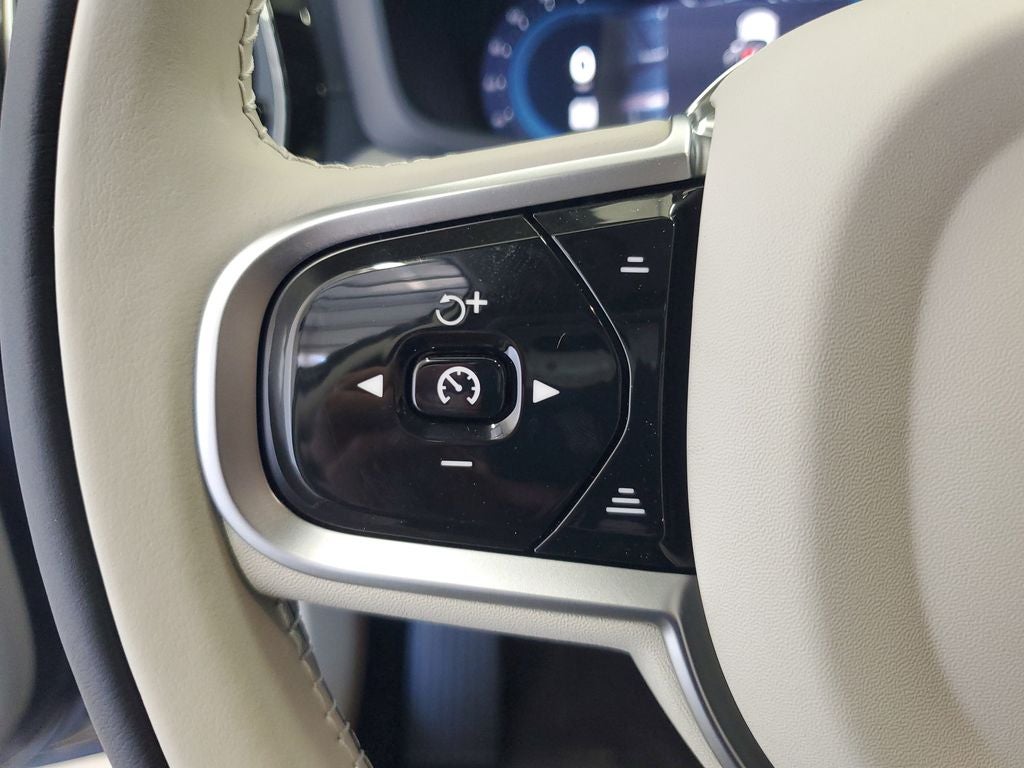 2025 Volvo V60 Cross Country AWD Ultra