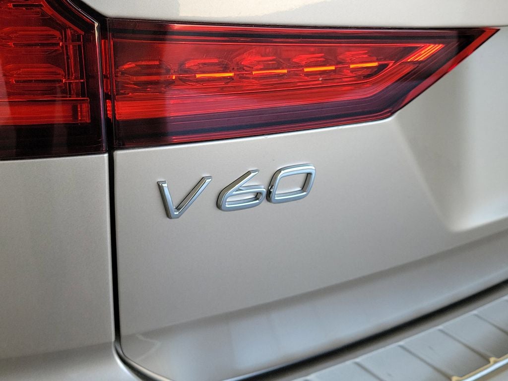 2026 Volvo V60 Cross Country B5 Ultra