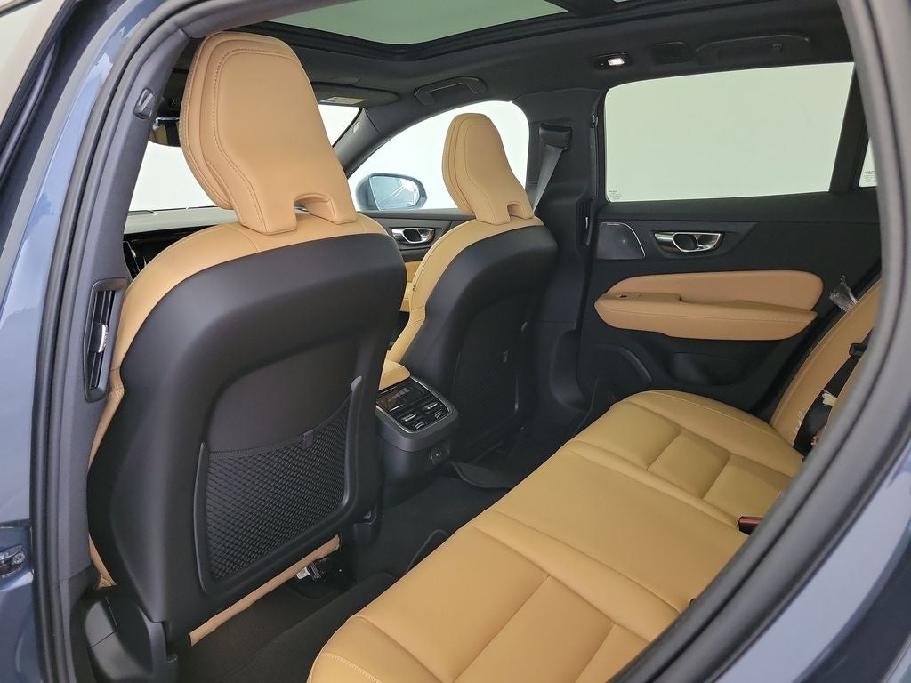 2026 Volvo V60 Cross Country B5 Ultra