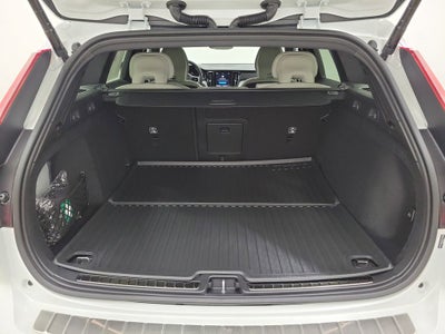 2026 Volvo V60 Cross Country B5 Ultra