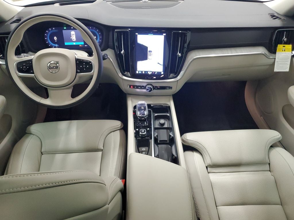 2025 Volvo V60 Cross Country AWD Ultra