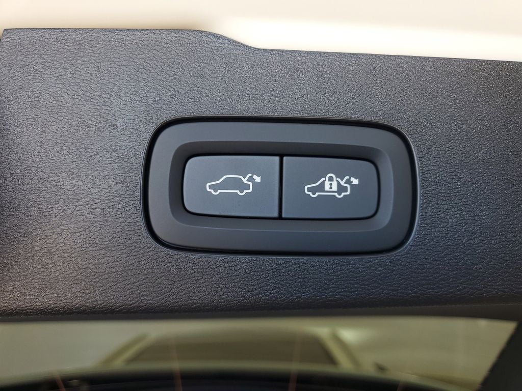 2025 Volvo V60 Cross Country AWD Ultra