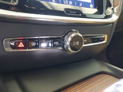 2025 Volvo V60 Cross Country AWD Ultra