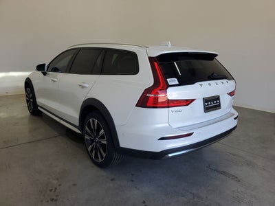 2025 Volvo V60 Cross Country AWD Ultra