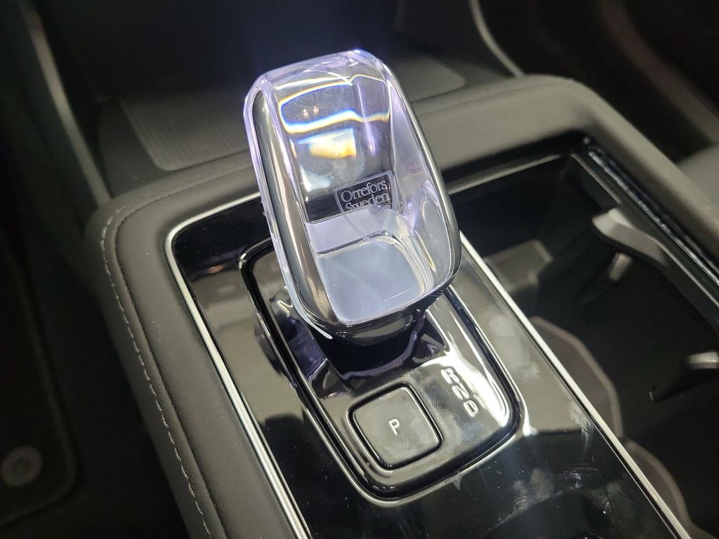 2026 Volvo XC90 B5 Plus