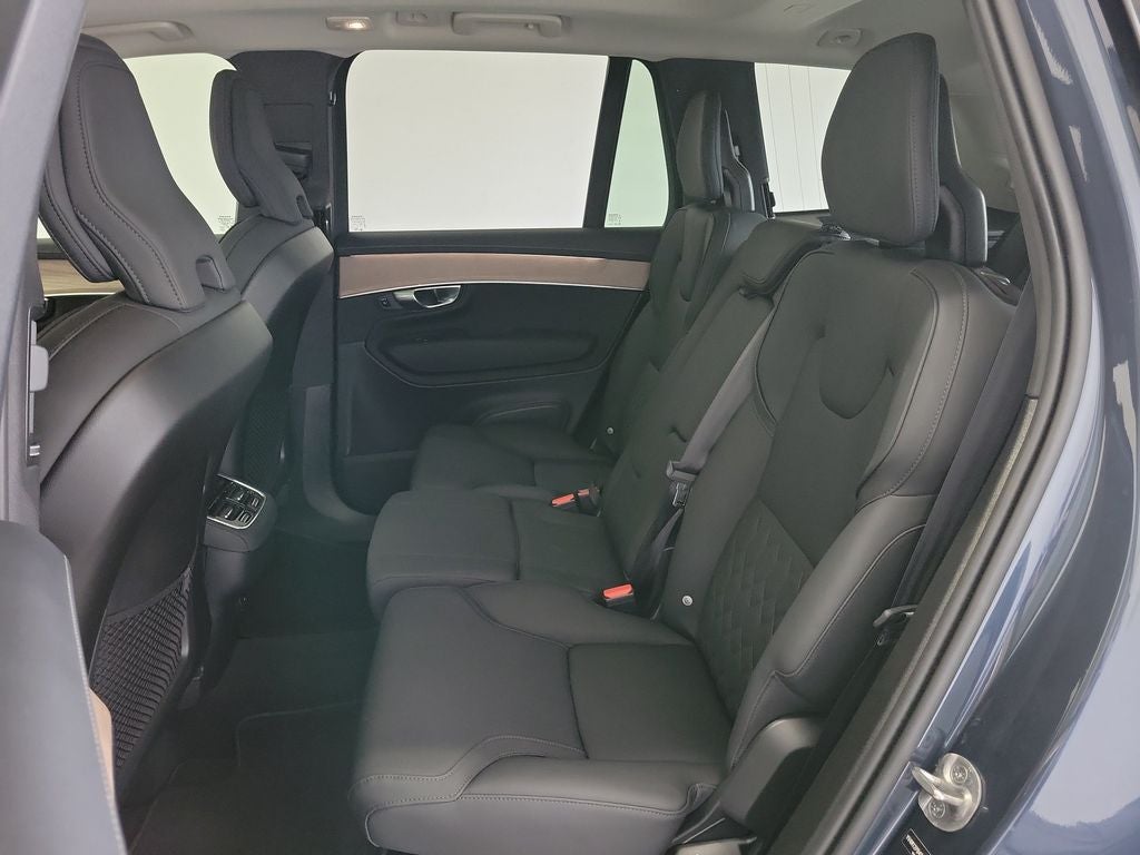 2025 Volvo XC90 B5 Plus 2025.5