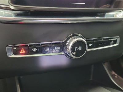2025 Volvo XC90 B5 Plus 2025.5
