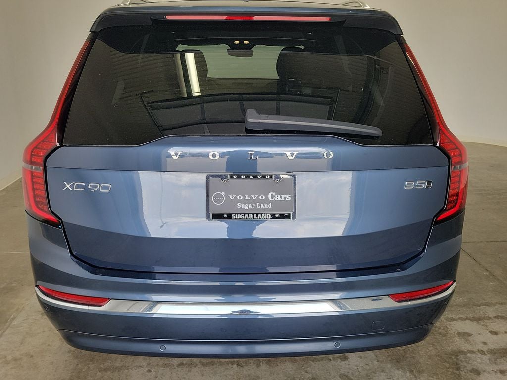 2025 Volvo XC90 B5 Plus 2025.5