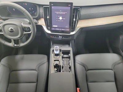 2026 Volvo XC90 B5 Core