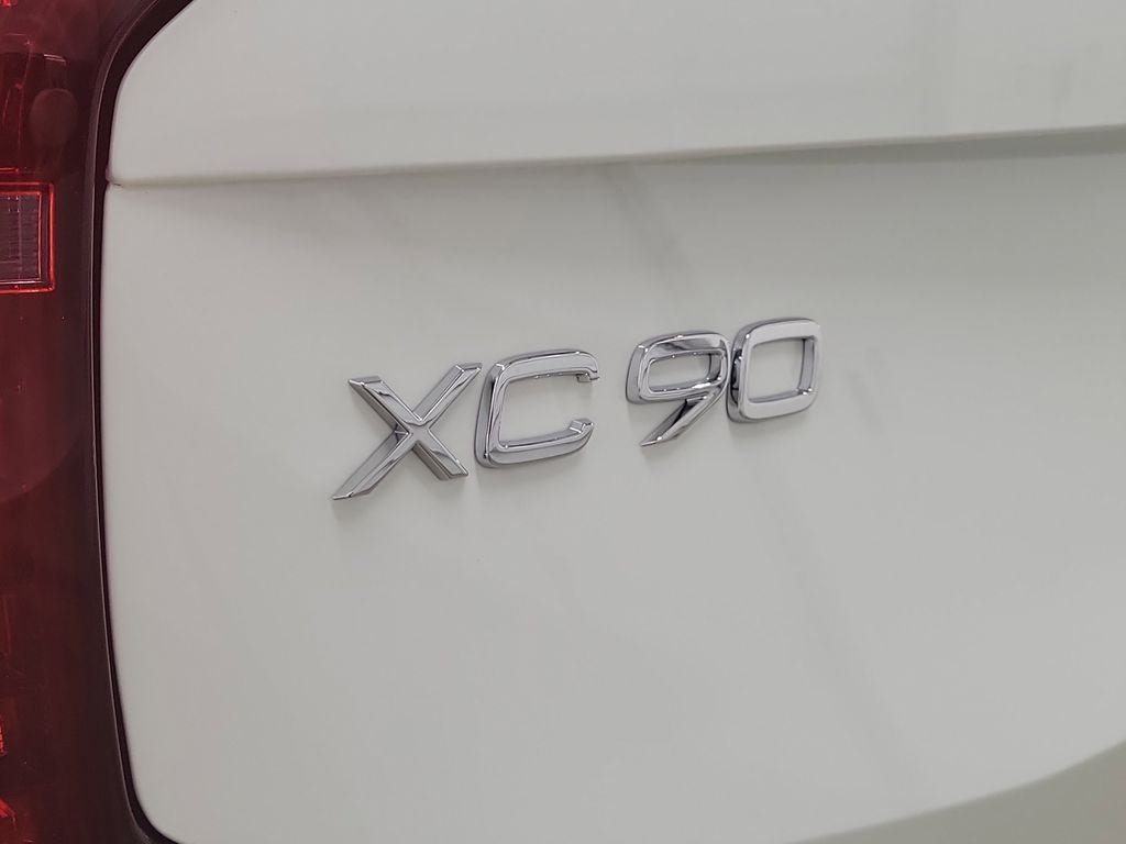 2026 Volvo XC90 B5 Core