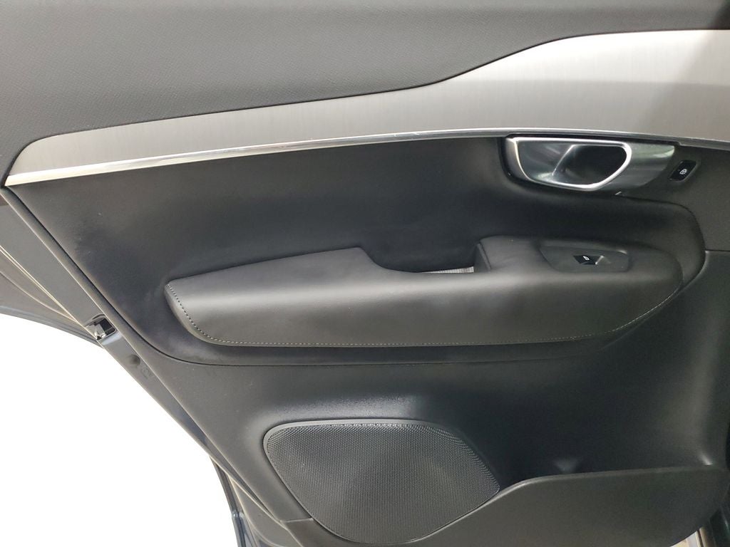 2025 Volvo XC90 B5 Core