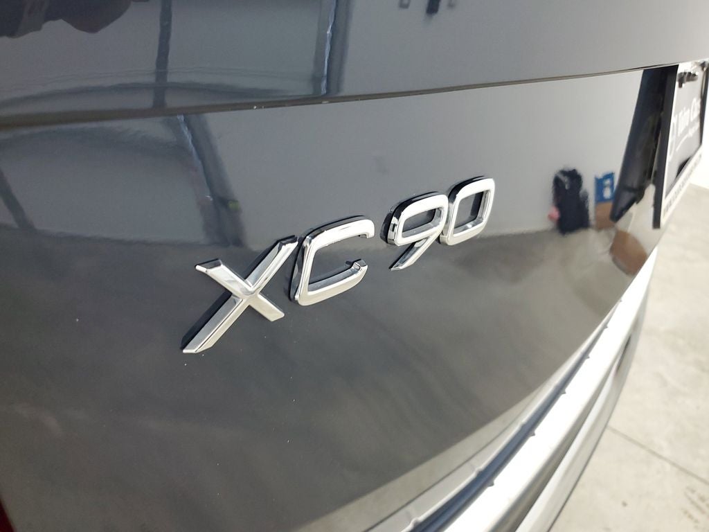 2025 Volvo XC90 B5 Core