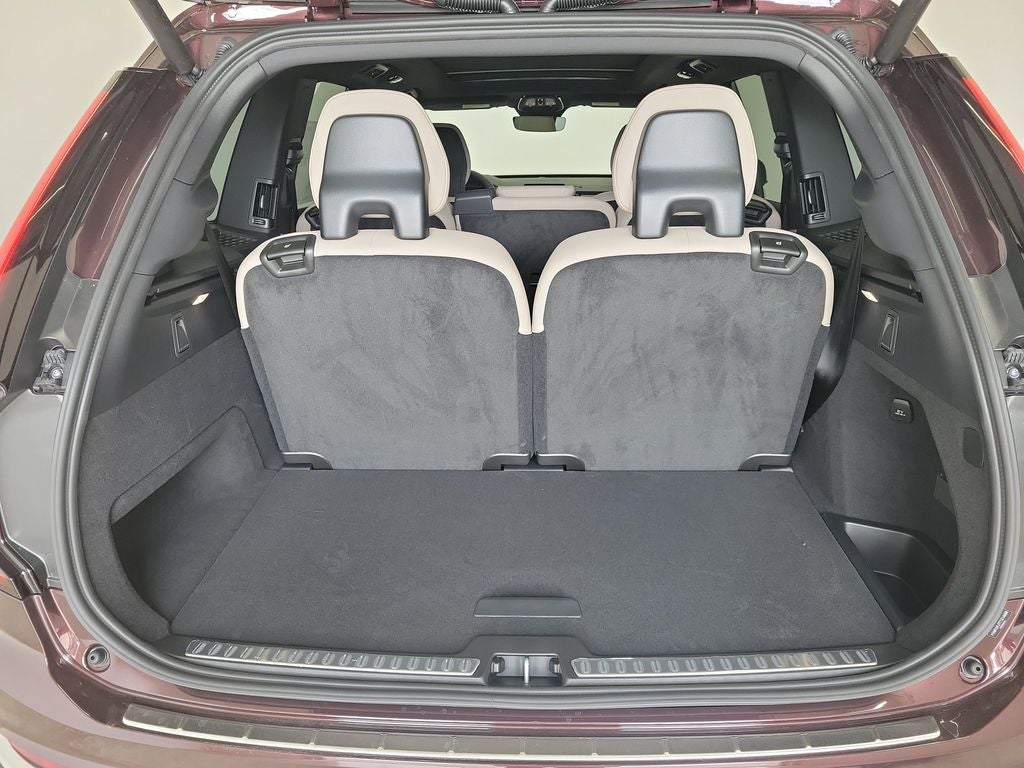 2026 Volvo XC90 B5 Core