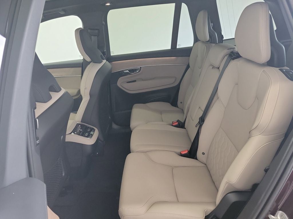 2026 Volvo XC90 B5 Core