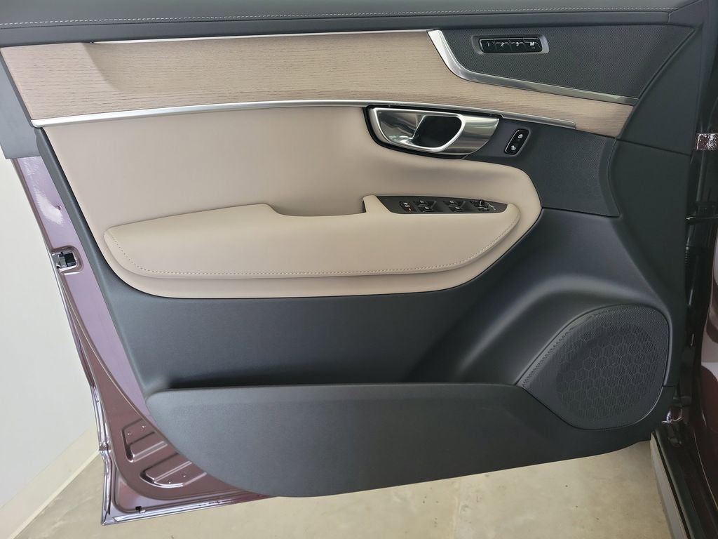 2026 Volvo XC90 B5 Core