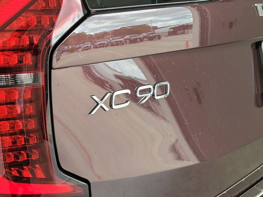 2026 Volvo XC90 B5 Core