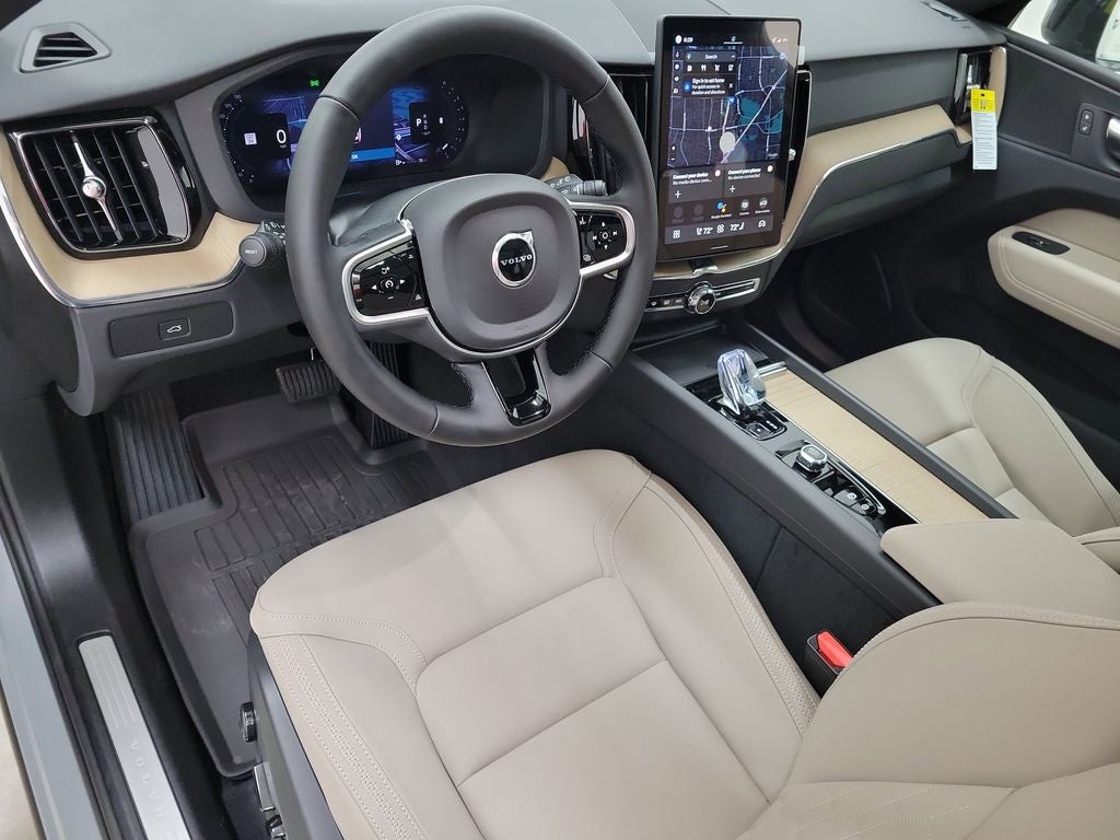 2026 Volvo XC60 B5 Plus