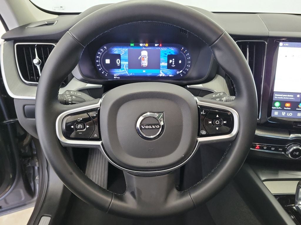 2025 Volvo XC60 B5 Plus