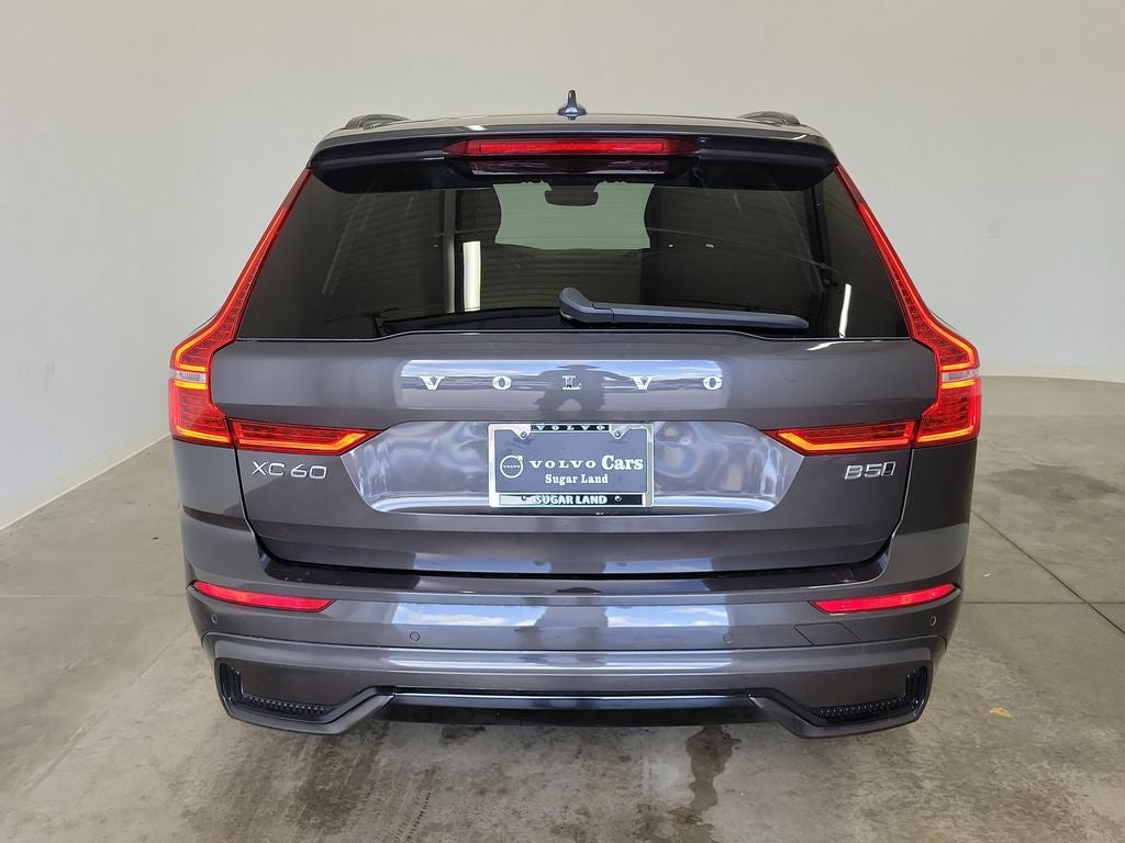 2025 Volvo XC60 B5 Plus