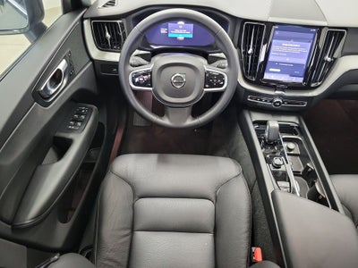 2025 Volvo XC60 B5 Plus