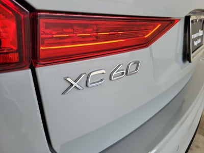 2025 Volvo XC60 B5 Plus