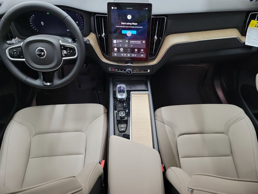 2026 Volvo XC60 B5 Plus