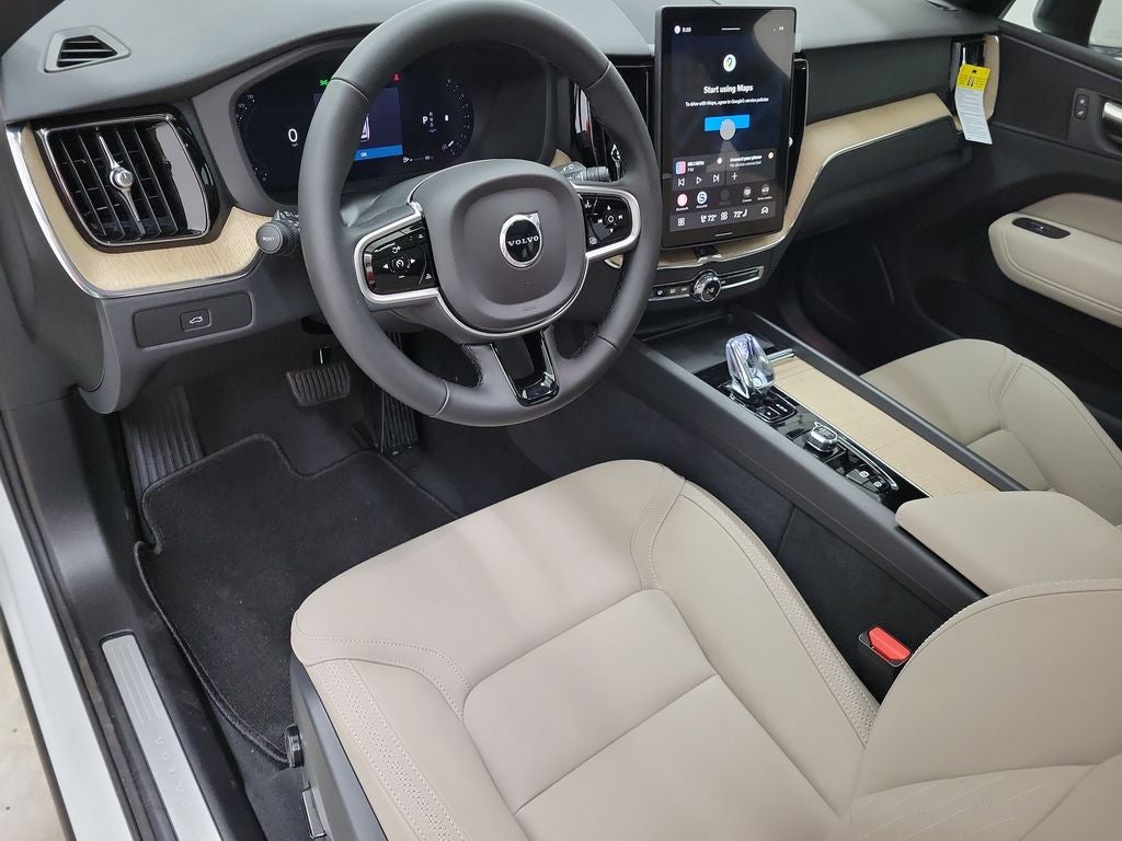 2026 Volvo XC60 B5 Plus