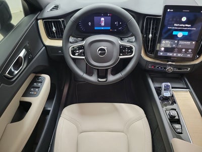 2026 Volvo XC60 B5 Plus