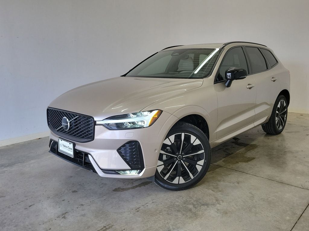 2026 Volvo XC60 B5 Plus