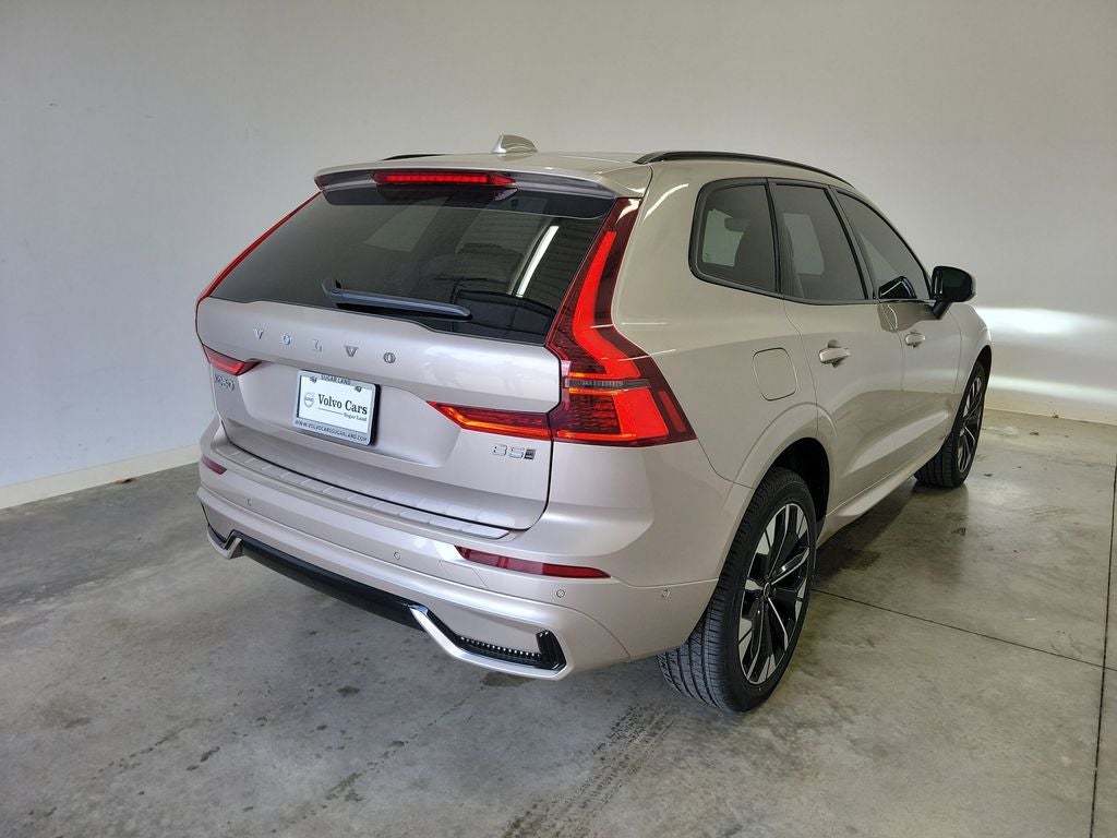 2026 Volvo XC60 B5 Plus